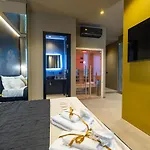 Gold Suite&spa לינה וארוחת בוקר