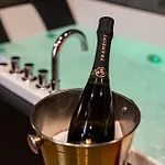 Gold Suite&spa 4*