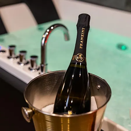 Gold Suite&spa *